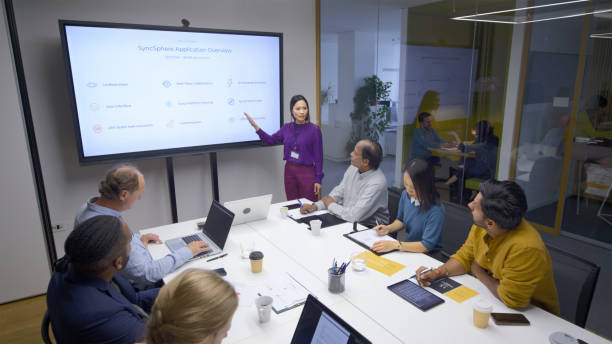 istock Businesswoman giving presentation 2148926181