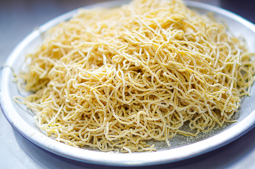 Egg noodles are an important ingredient in many Asian dishes and can be easily found even in street food.