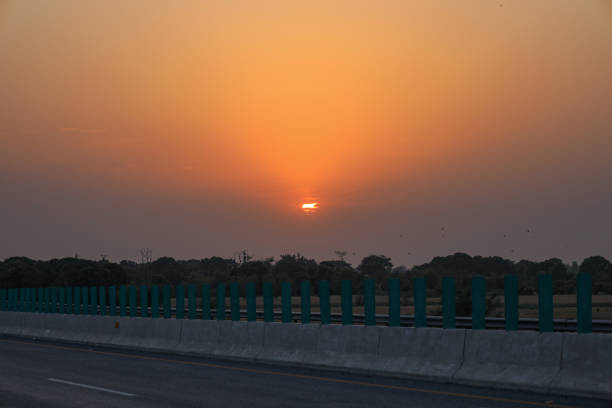 istock A Stunning Sunset & Beautiful Evening Hues 2148992219