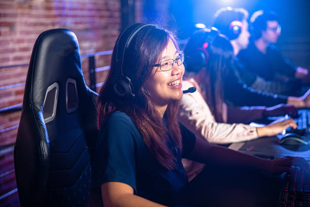 istock Young Asian Woman playing esports 2149011713