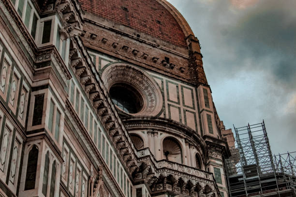 picture from the city of florence in december 2019, close to new year eve, with overcast and cloudy weather, no people in sight, most famouse landmarks in the city, close up and details
