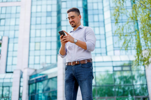 istock Connected in the city 2149028918