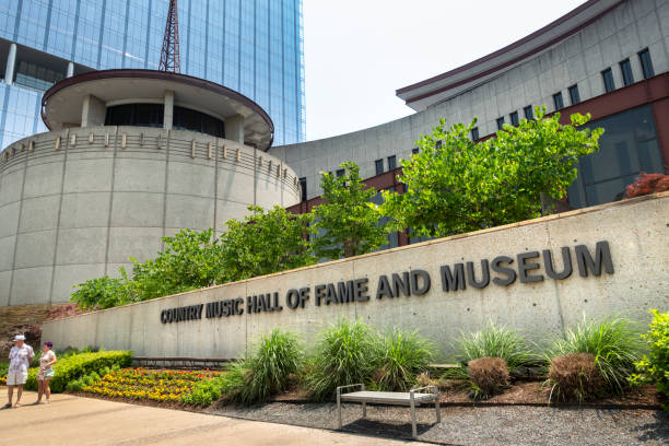 Nashville Country Music Hall of Fame and museum Nashville, Tennessee - May 25, 2023: Country Music Hall of Fame and museum in downtown Nashville building exterior tennessee road sign stock pictures, royalty-free photos & images