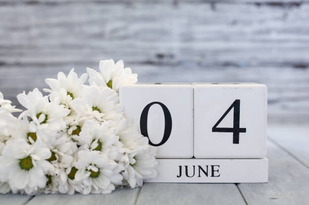 istock June 4th Calendar Blocks with White Daisies 2149099798