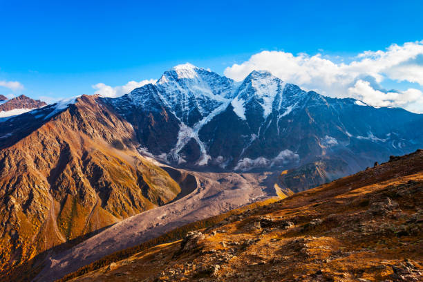 Donguzorun Babis Mta mountain, Elbrus region