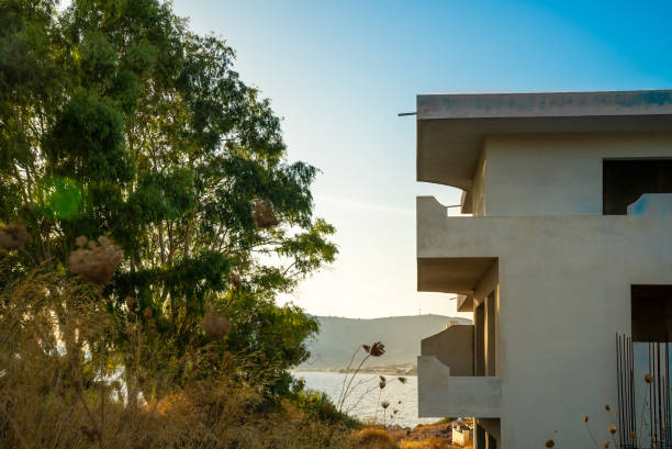 istock Unfinished private villa. Economic crisis concept. 2149177110