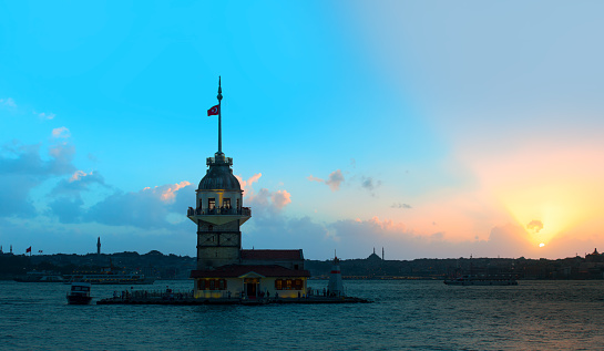 istanbul Maiden Tower (kiz kulesi) - istanbul, Turkey