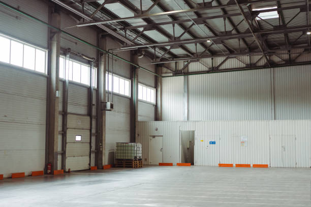 istock Large warehouse, building, warehouse for storage. Logistics, service, delivery, distribution center 2149280618