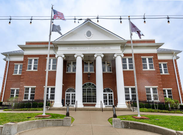 istock Local government building in midwest America 2149311118