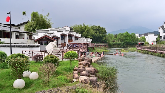 Rucheng County, Hunan Province, Reshui town. Hot water hot spring in Reshui Town is a hot water hot water type, which is the natural hot spring with the highest water temperature, This is an ancient town,It is a national scenic tourism town, a national beautiful livable town, and a national scenic spot.