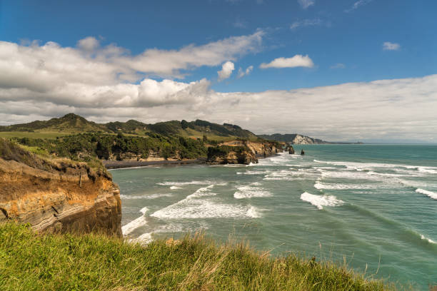 istock The amazing rock formations at Tongaporutu beach 2149331015