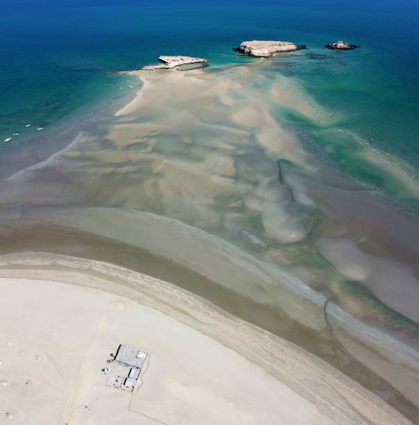 istock The Naaz islands tombolo (Qeshm Island, Iran) 2149347473