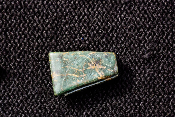 Jade and gold, carved jade and gold necklace