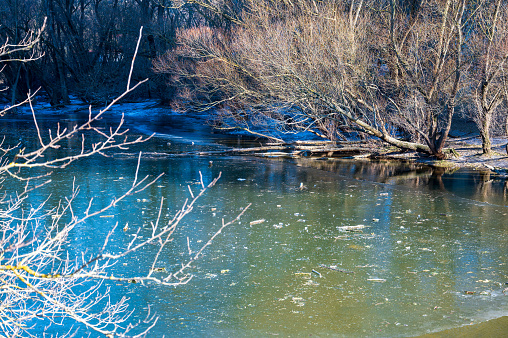 Des Plaines River on a freezing, winter day, Chicago