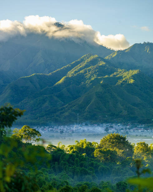 Vacation to enjoy the beauty of the Fairyland of Sembalun Village in the Mount Rinjani area
