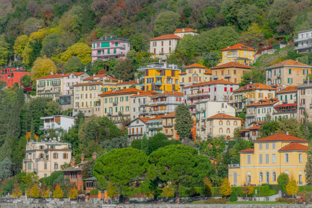 istock Coloruful italian architecture of Como, Italy 2149402579