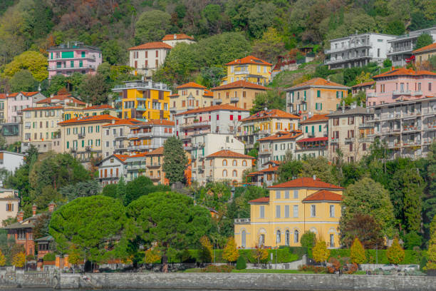istock Coloruful italian architecture of Como, Italy 2149402596
