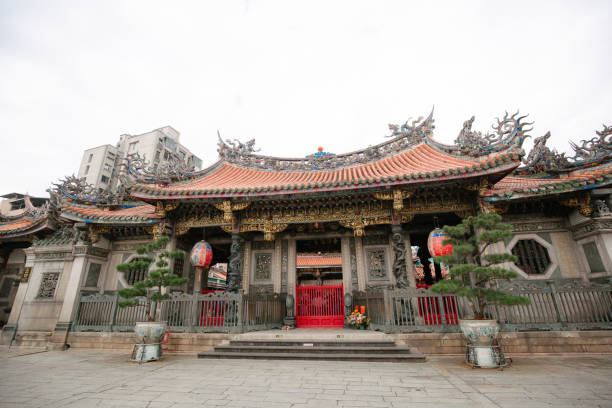 istock Lungshan Temple in Taipei,Taiwan. 2149462494