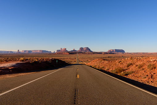 Road to Monument Valley, Utah USA