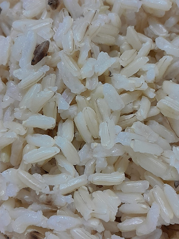 brown rice has many nutrients