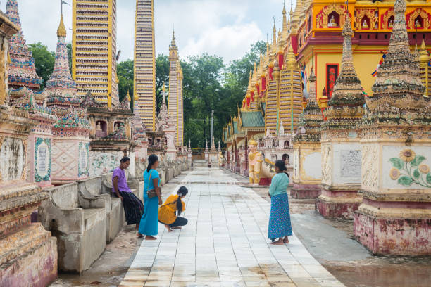 monywa, myanmar. 30th august, 2019: inside the complex of thanboddhay can find 500,000 images of Buddha, the largest one in myanmar
