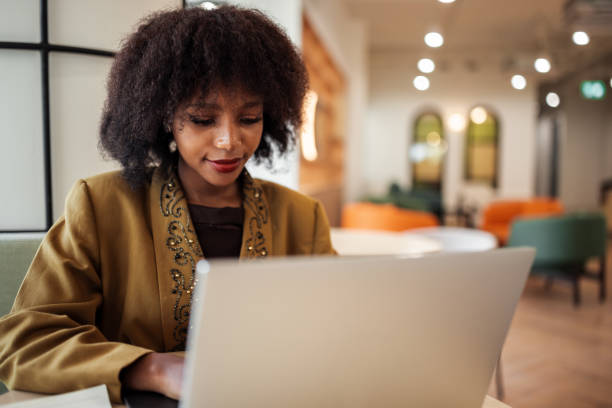 istock Businesswoman working in the office 2149606778