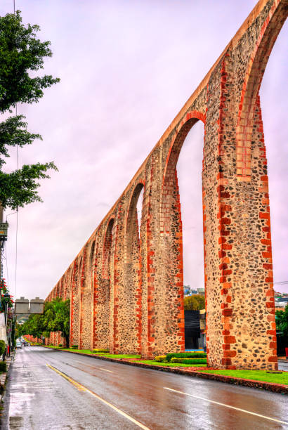 istock Aqueduct of Queretaro in Mexico 2149609112