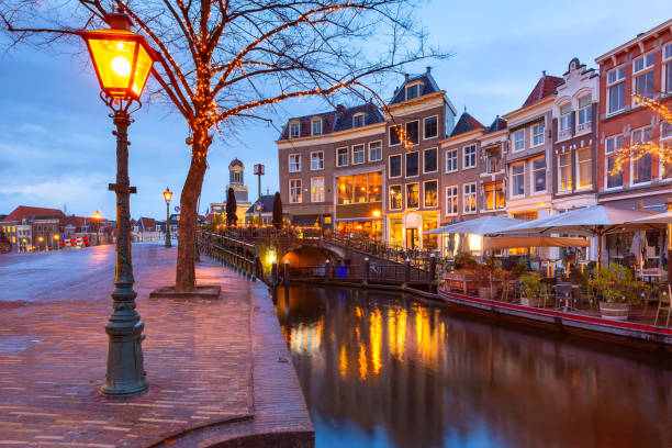 istock Christmas Leiden canal Oude Rijn 2149729658