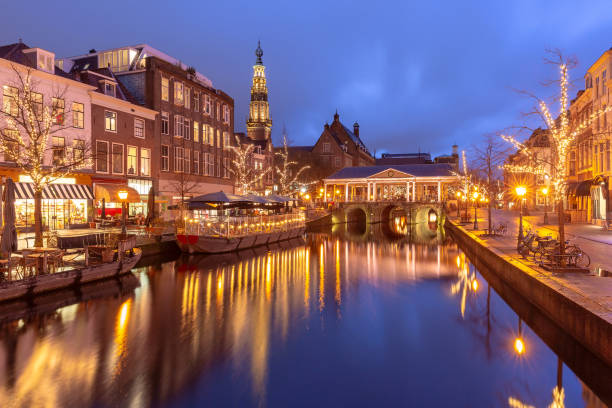 istock Christmas Leiden canal Oude Rijn 2149729696