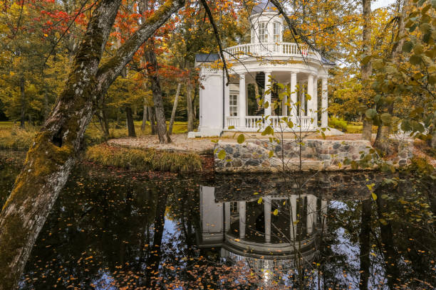 istock Fall in the Kemeri park, Latvia 2149786037