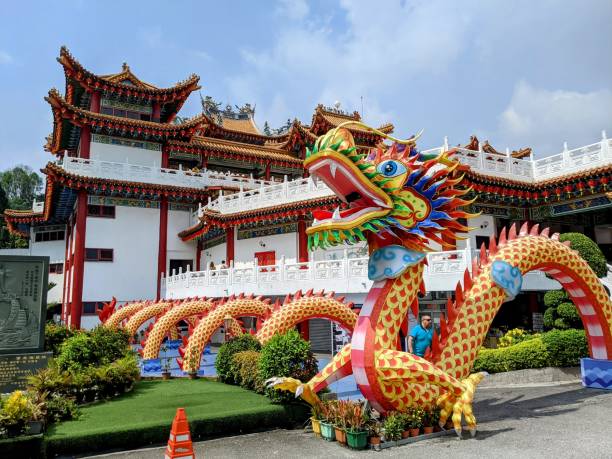 istock Thean Hou Temple with Dragon Sculpture 2149789990