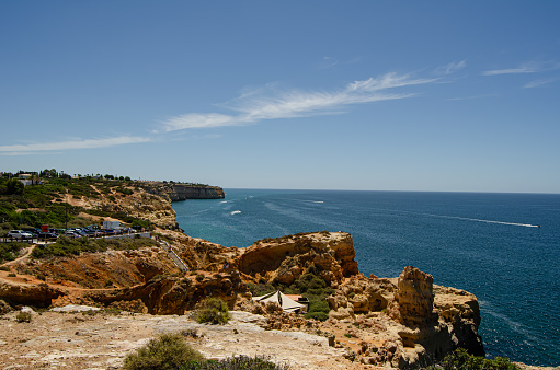 Preciosas vista de Acantilados y playas del Algarve en Carvoeiro, Portugal. Oceano Atlantico en verano. June 30, 2022