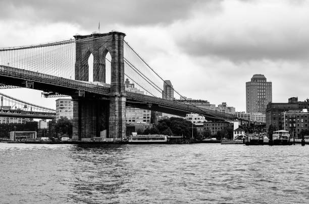 istock Black and white image of Brooklyn Bridge 2149800772