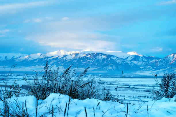 Barn up against the mountains