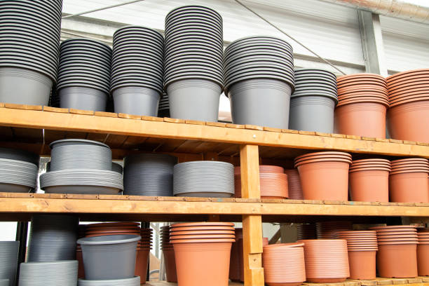Flower pots are on the shelf