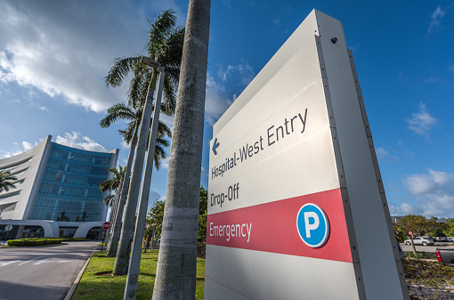 Entrance sign to the emergency room of a hospital in Miami.