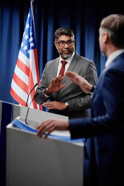 istock Minister having discussion with opponent 2149857033