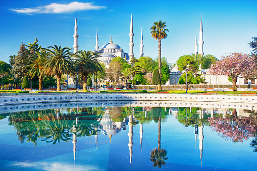 Sultan Ahmet Park with Blue Mosque at background, Istanbul, Turkey