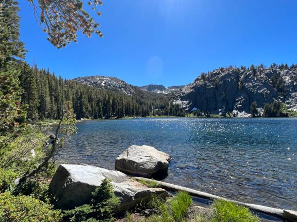 istock John Muir Trail - Devils Postpile to Thousand Island Lake 2150075598