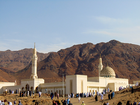 A view of the Shuhada Mosque in the area of Uhud Mount in the city of Al-Madinah Al-Munawwarah