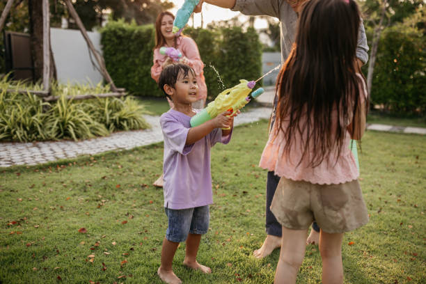 istock Songkran water fight! 2150081498