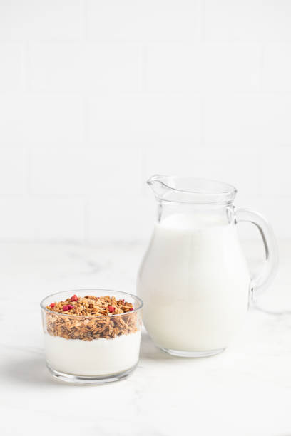 homemade granola, healthy breakfast, granola with yogurt