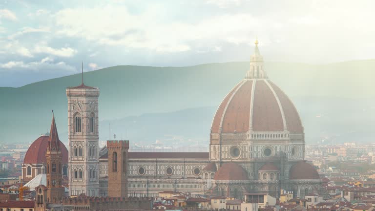 Exploring the Majestic Renaissance Marvel: Florence Cathedral and Its Architectural Legacy in the Heart of Tuscany, Italy