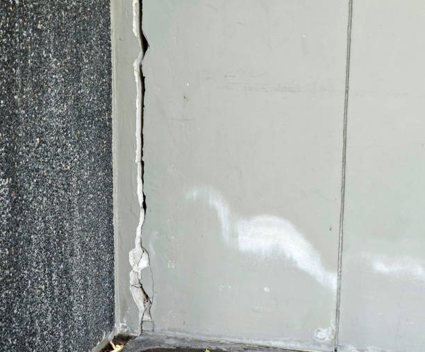 istock Cracks or collapse of building columns are caused by earthquakes. 2150249081