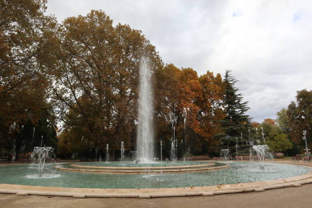istock Autumn at Margaret Island 2150256414
