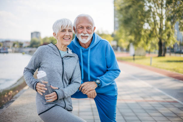 istock Sporty active seniors 2150267427