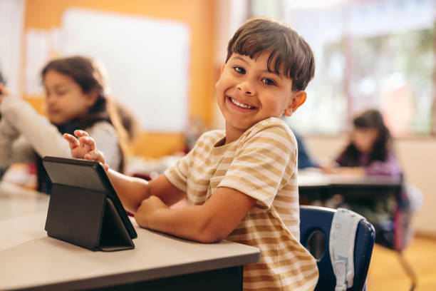 Kid S Using Technology 975,900+ Children Using Technology Stock Photos, Pictures & Royalty ...
