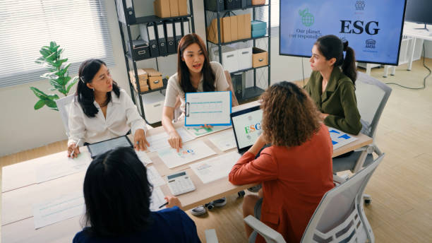 istock Analyzing ESG Investment Strategies 2150326201