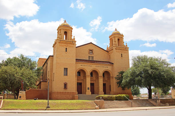 istock Municipal Building in Big Spring 2150393155