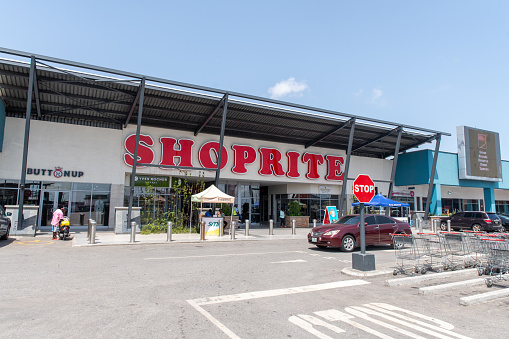 An image showing the entrance to Shoprite, Circle Mall branch at Jakande, lekki and the surrounding shops within the premises.